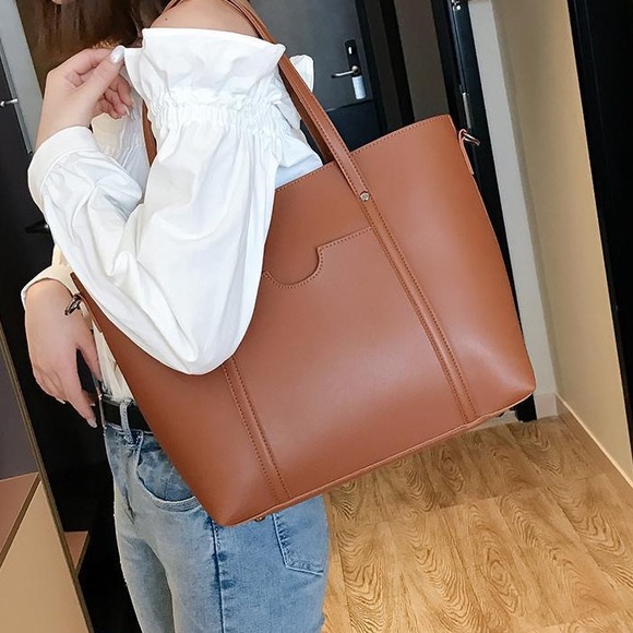 Alexa Shopper Tote Handbag in Camel - Picture 3 of 6